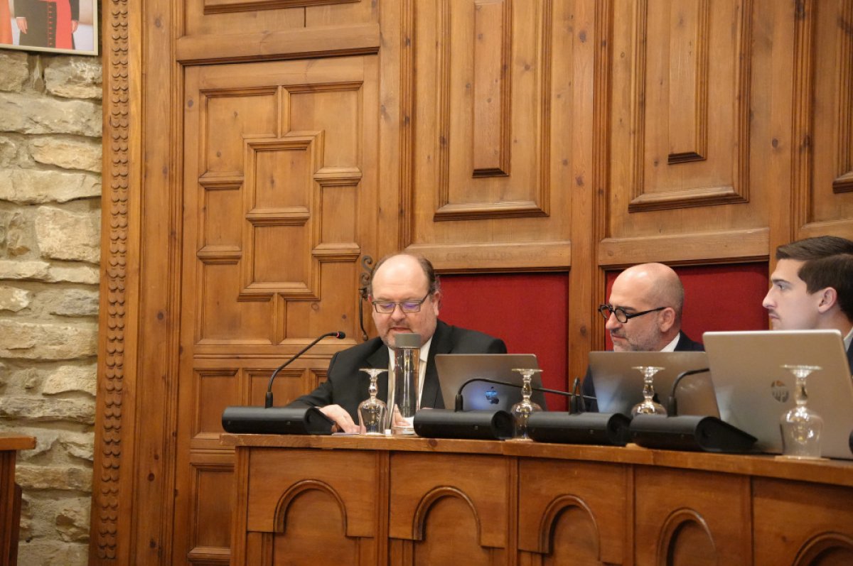 El Comú aprova el pressupost per al 2026 i el nou Reglament d’àmbit intern i de compensacions del servei de Circulació
