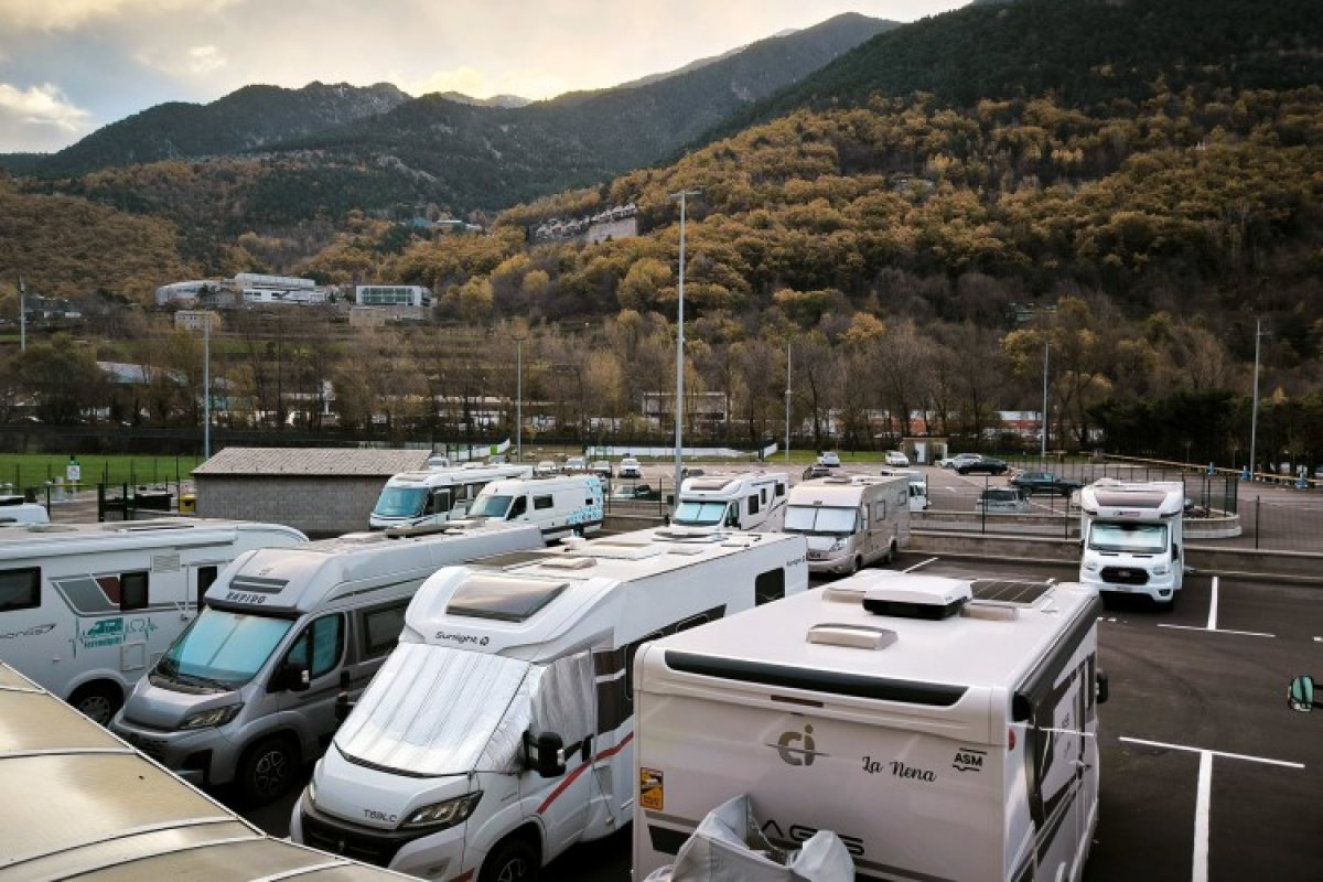 Exhaurides les places de pupil·latge per a autocaravanes a l’aparcament CanRodes