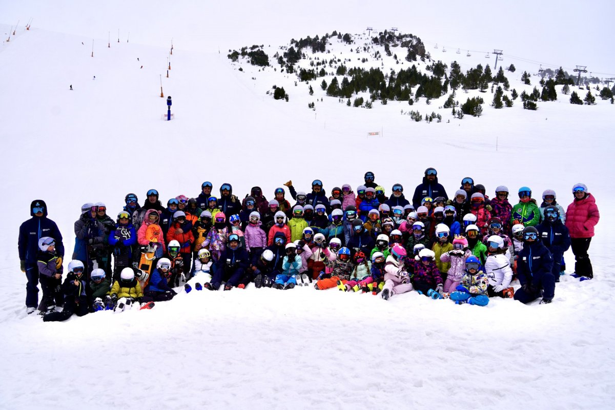 L’escola de neu d’Encamp tanca la temporada amb més de 200 infants de 4 a 17 anys
