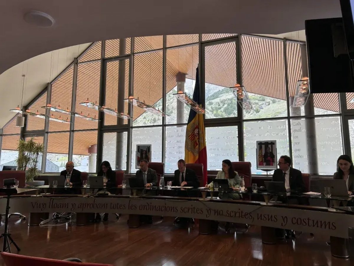 El Comú de Canillo aprova noves inversions, subvencions culturals i projectes estratègics