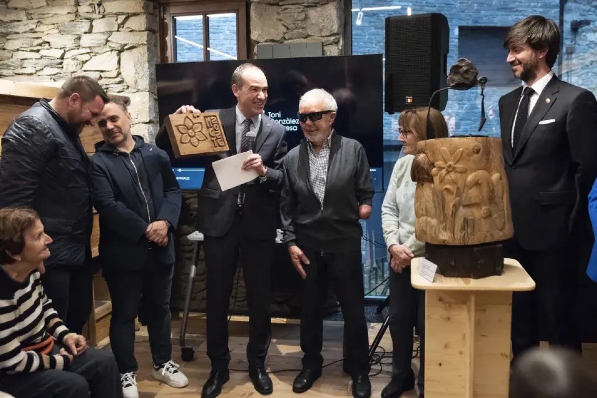 Cal Federico presenta una nova exposició d’escultures de Toni Gonzalez