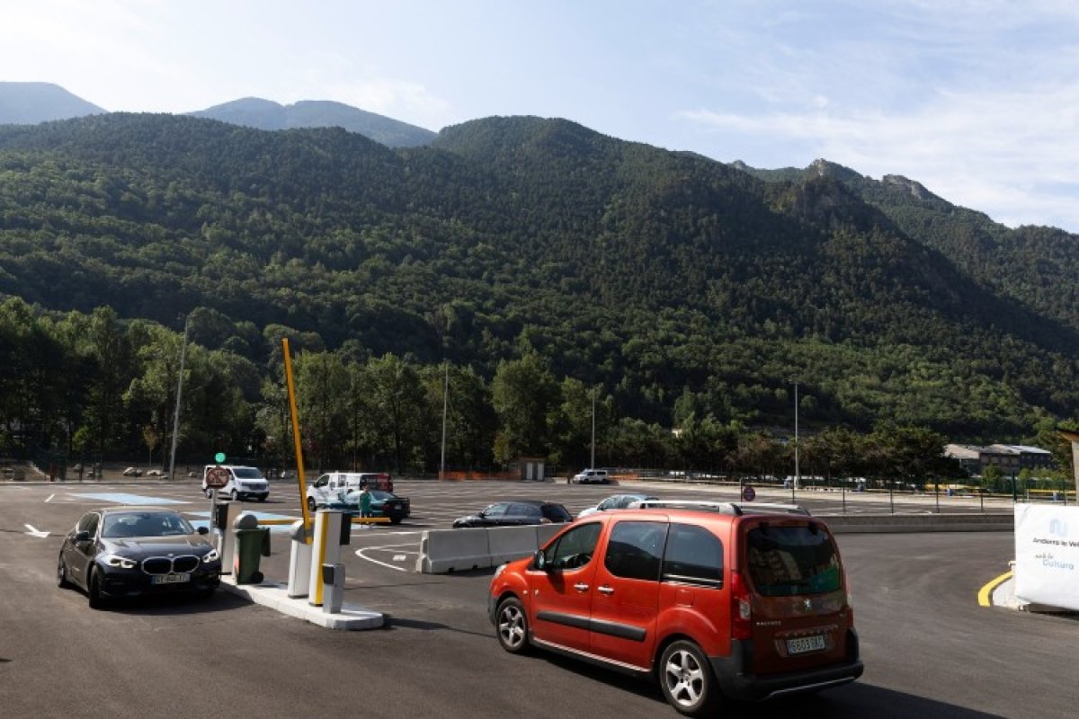 Culmina amb èxit l’actualització tecnològica del sistema de tota la xarxa d'aparcaments comunals