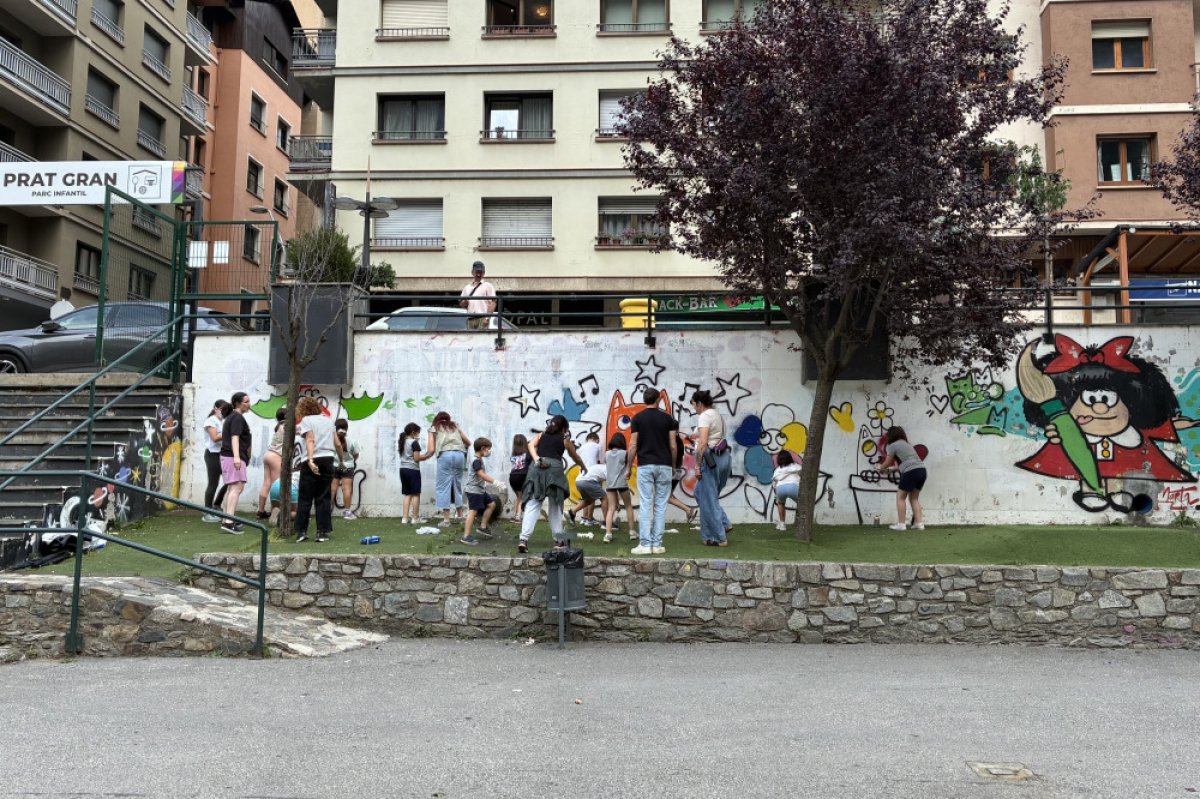Sant Julià de Lòria habilita un mur de lliure expressió obert a tota la ciutadania