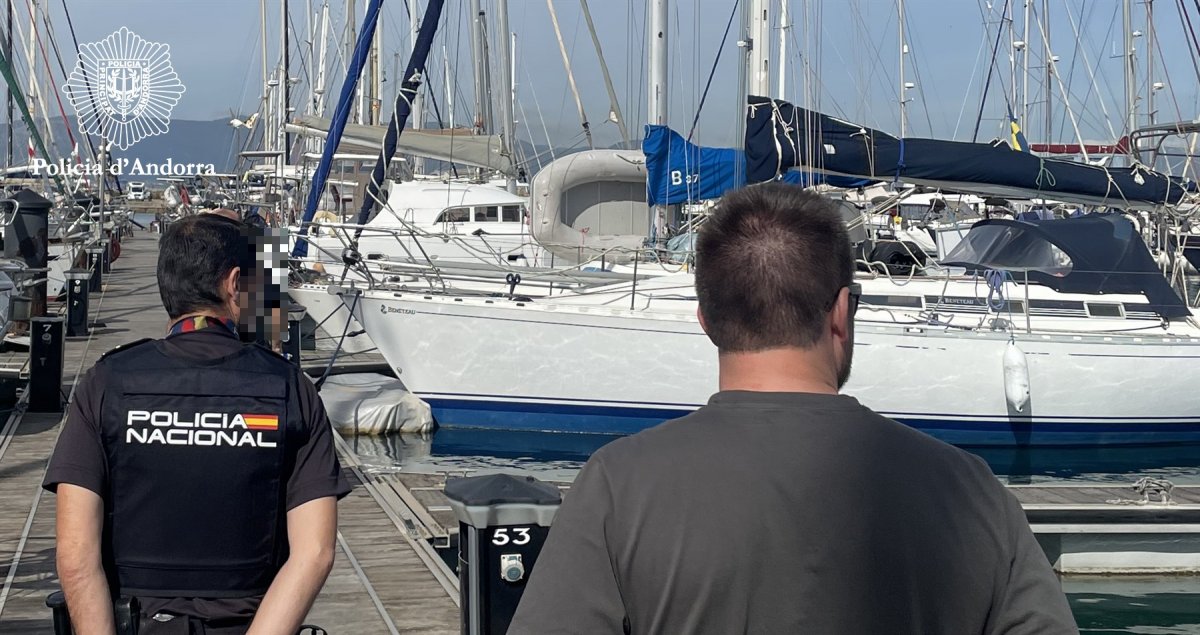 Efectius de la policia es formen a Algesires i Tarifa en la lluita contra el contraban, el narcotràfic i el seguiment de criptoactius