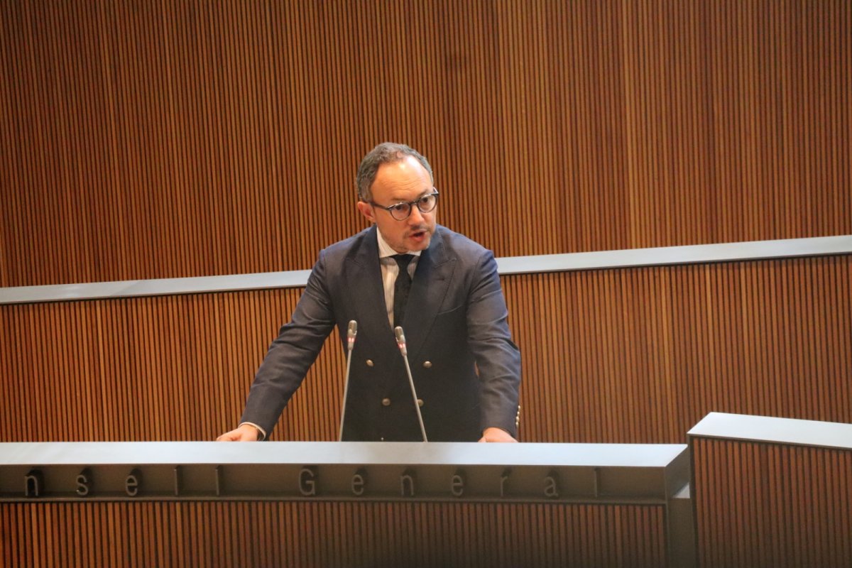 Espot carrega contra Montaner per 