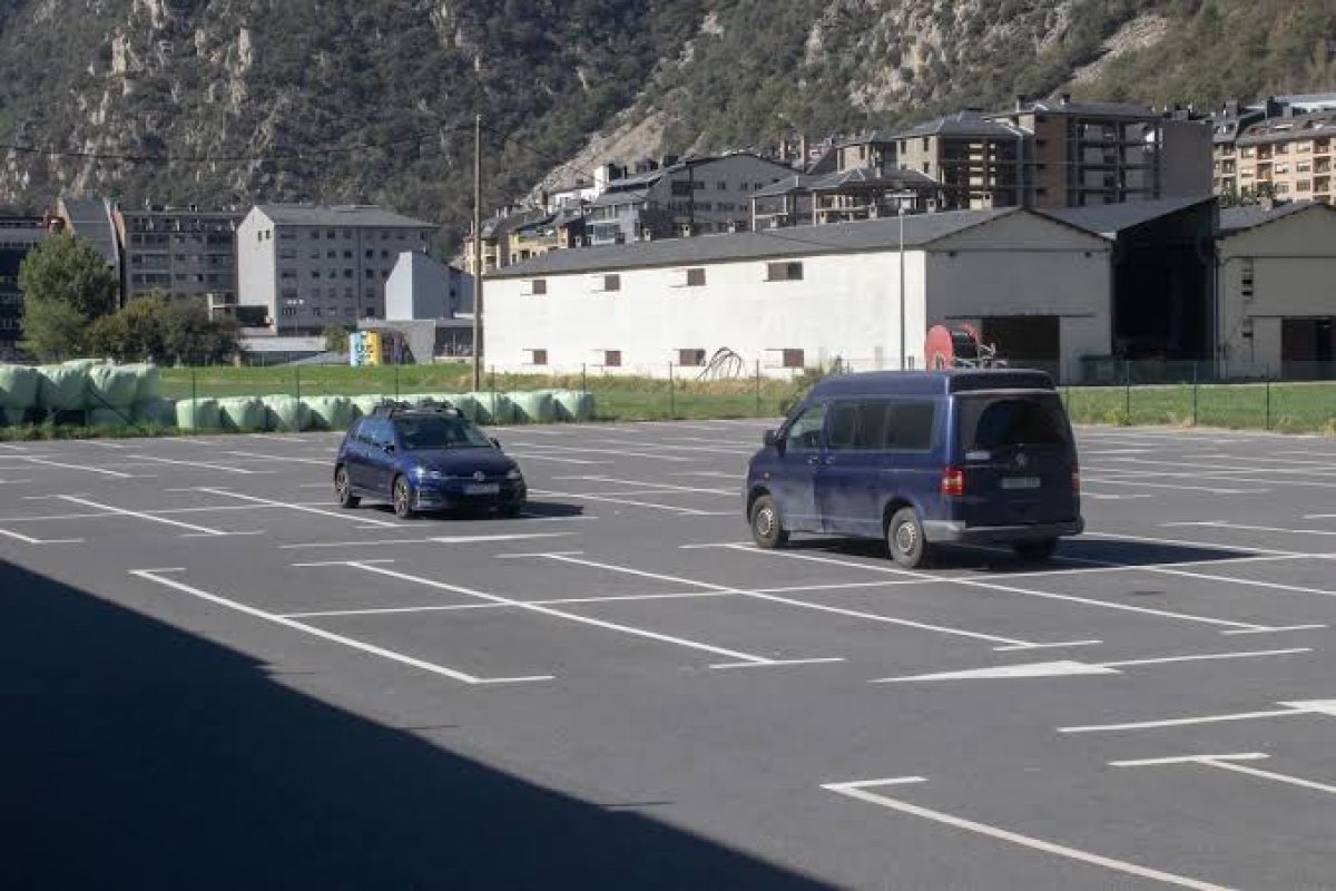 Apparcand, una plataforma única de mobilitat i aparcament